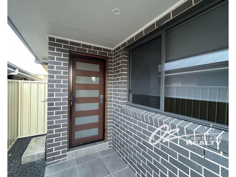 B/20 Tahnee Street, Sanctuary Point NSW 2540