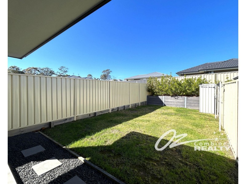 B/20 Tahnee Street, Sanctuary Point NSW 2540