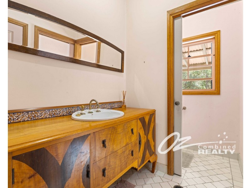 15 McArthur Drive, Falls Creek NSW 2540