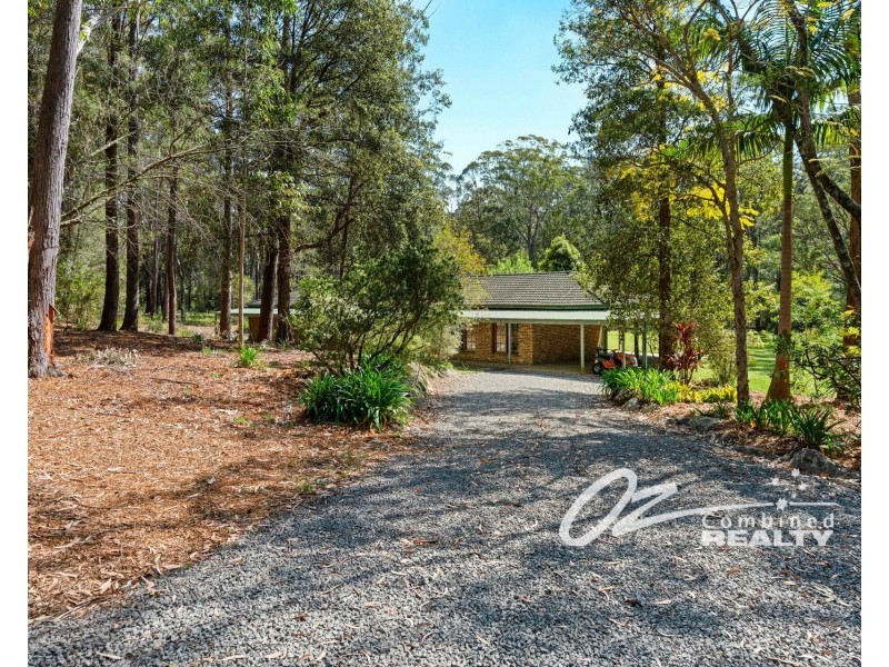 15 McArthur Drive, Falls Creek NSW 2540