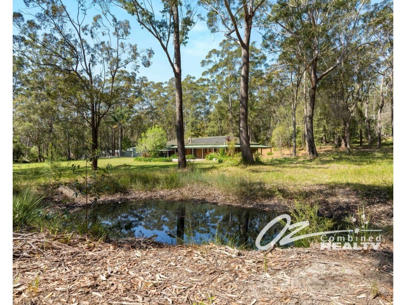 15 McArthur Drive, Falls Creek NSW 2540