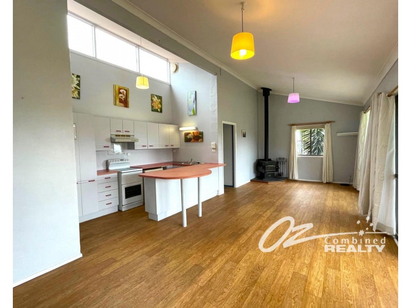 18 Caulfield Parade, Old Erowal Bay NSW 2540