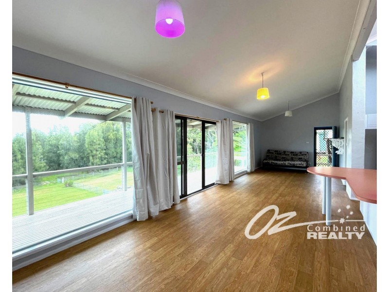 18 Caulfield Parade, Old Erowal Bay NSW 2540