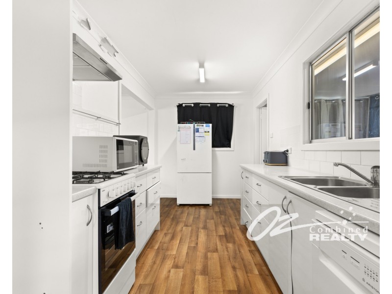 81 Waratah Crescent, Sanctuary Point NSW 2540