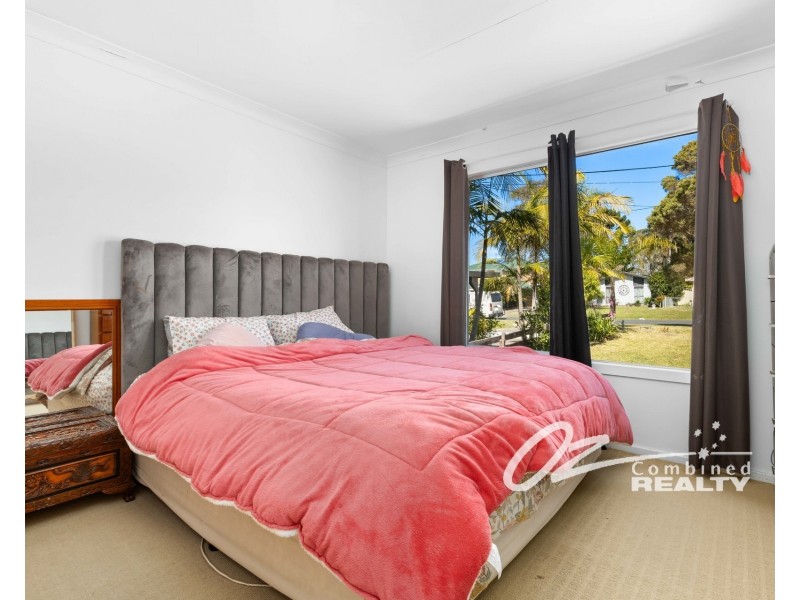 81 Waratah Crescent, Sanctuary Point NSW 2540