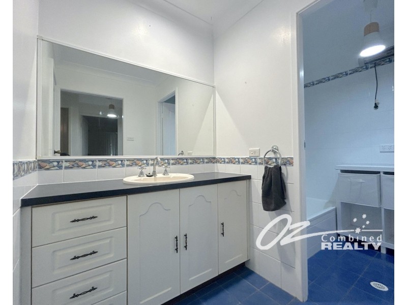 190 Macleans Point Road, Sanctuary Point NSW 2540