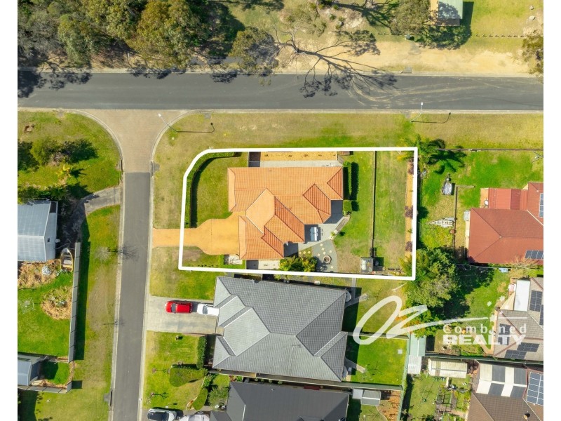 1 Keldie Close, St Georges Basin NSW 2540