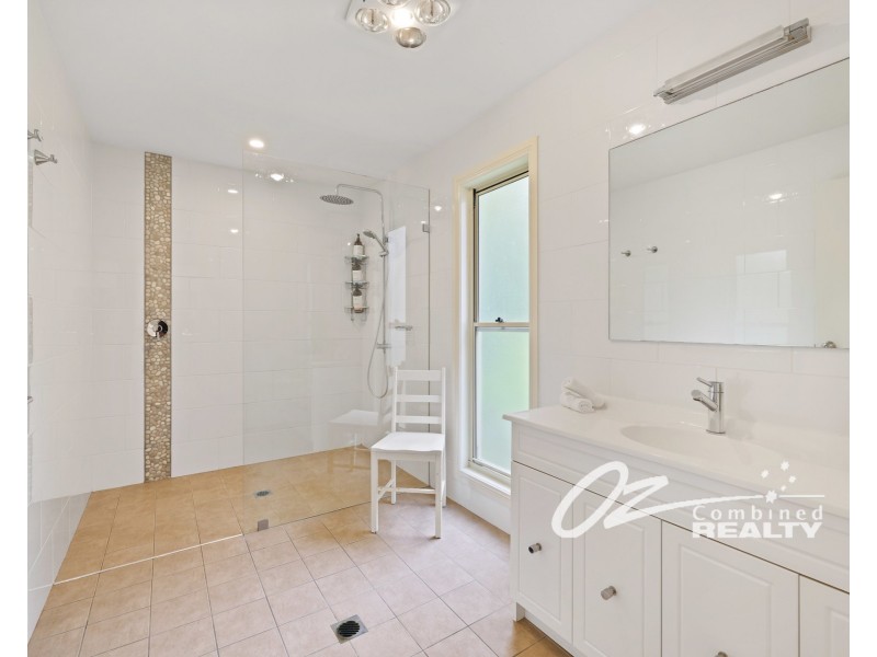 15 Calder Close, Vincentia NSW 2540