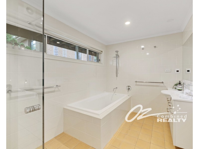 15 Calder Close, Vincentia NSW 2540