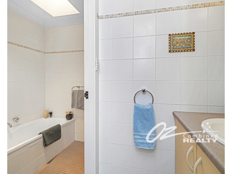 68 Basin View Parade, Basin View NSW 2540