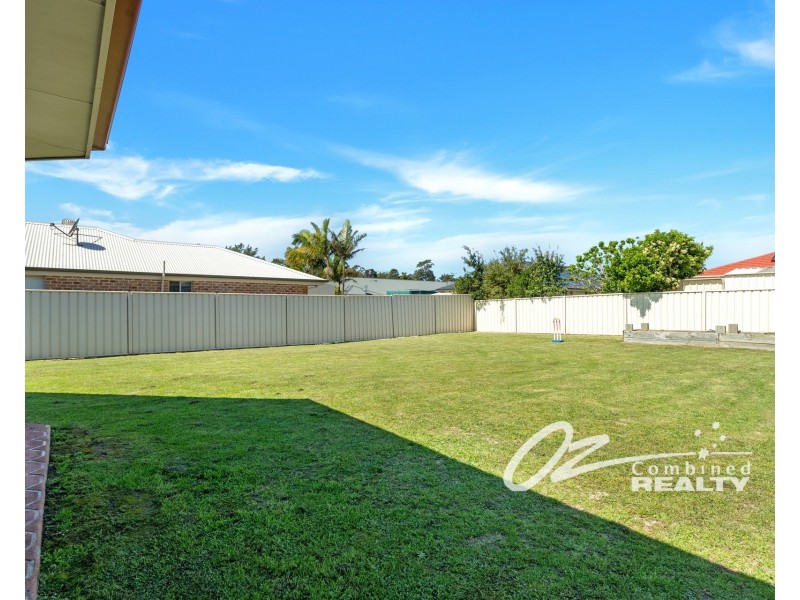 18  Maxwell Crescent, Sanctuary Point NSW 2540