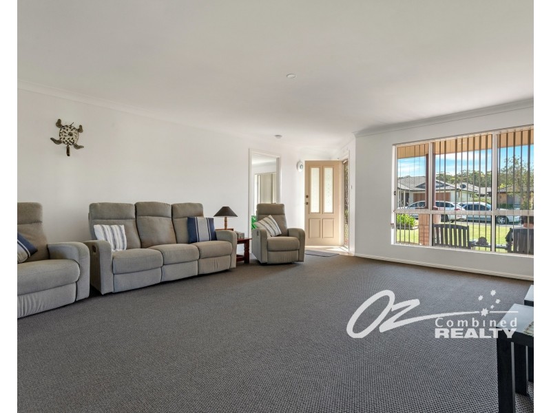 18  Maxwell Crescent, Sanctuary Point NSW 2540