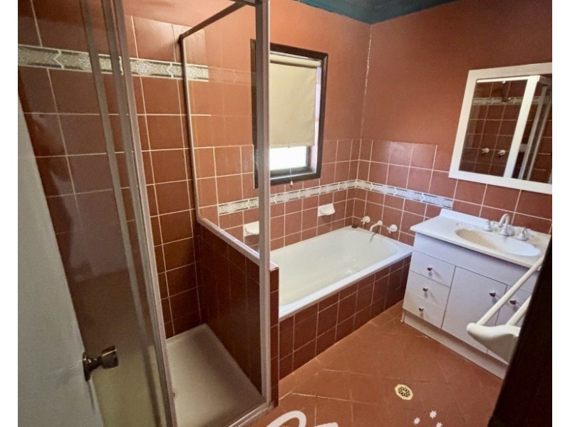 28 Christiansen Avenue, Old Erowal Bay NSW 2540