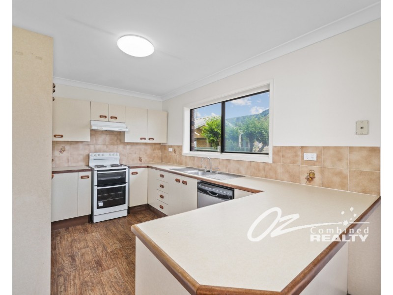 4 June Avenue, Basin View NSW 2540