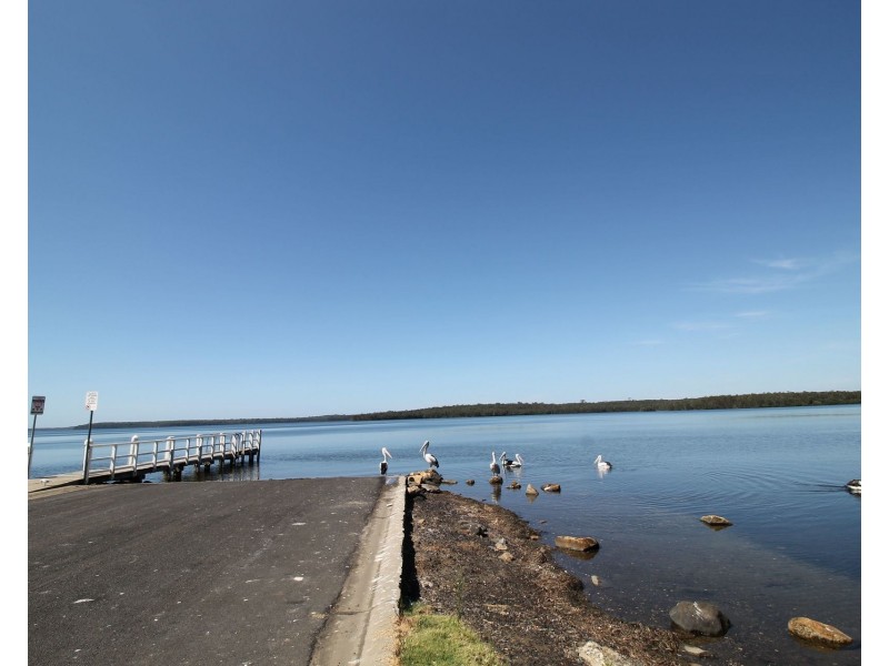 100 Tallyan Point Road, Basin View NSW 2540