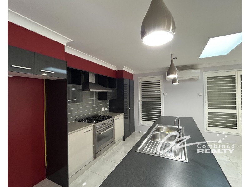 100 Links Avenue, Sanctuary Point NSW 2540