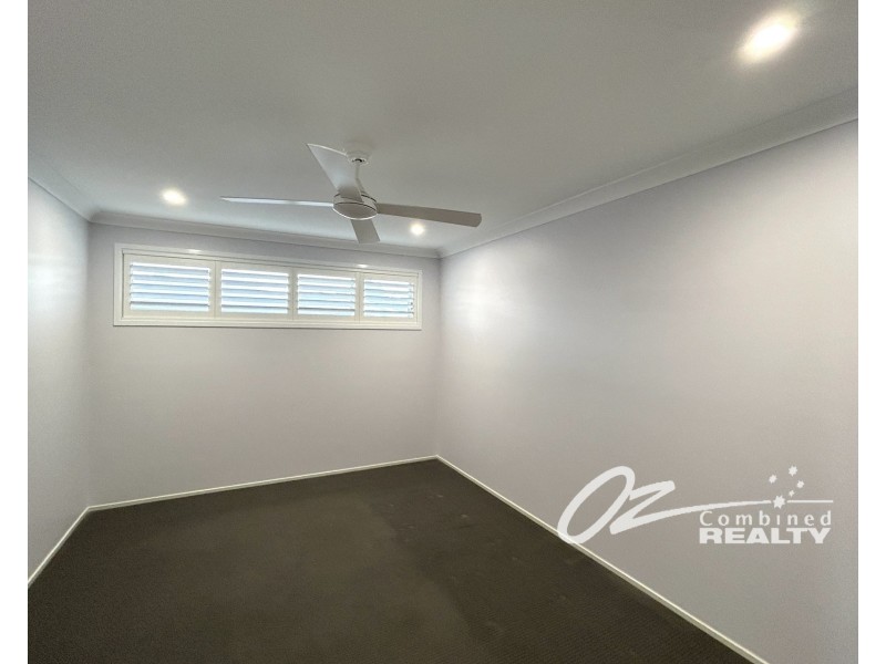 100 Links Avenue, Sanctuary Point NSW 2540