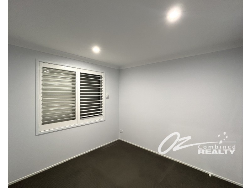 100 Links Avenue, Sanctuary Point NSW 2540