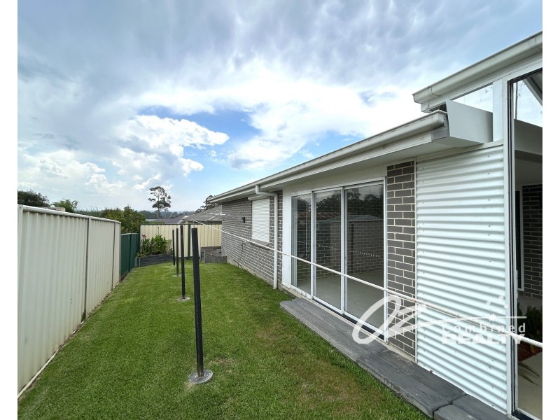 100 Links Avenue, Sanctuary Point NSW 2540