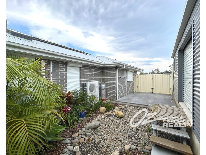100 Links Avenue, Sanctuary Point NSW 2540