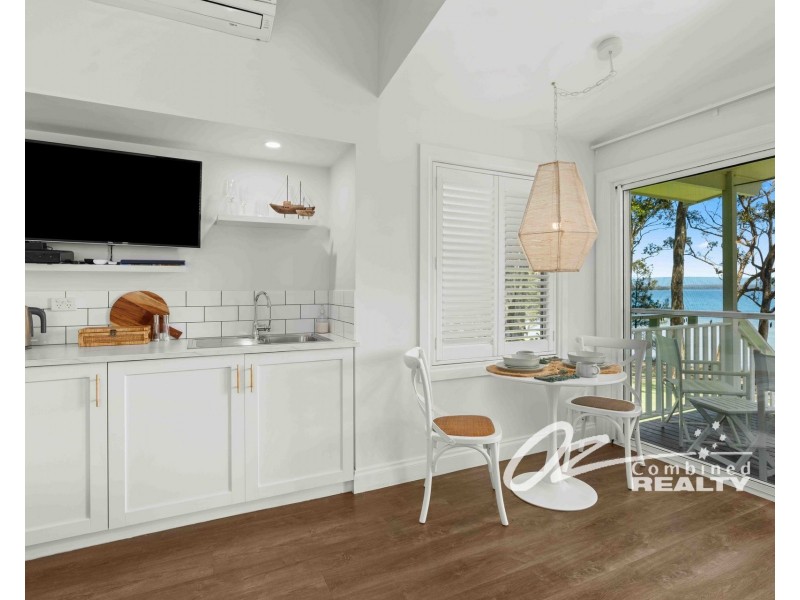 218 Loralyn Avenue, Sanctuary Point NSW 2540
