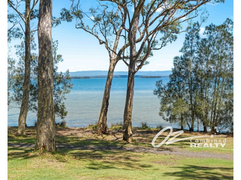 218 Loralyn Avenue, Sanctuary Point NSW 2540