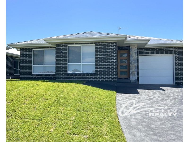 11 Yallara Crescent, Sanctuary Point NSW 2540