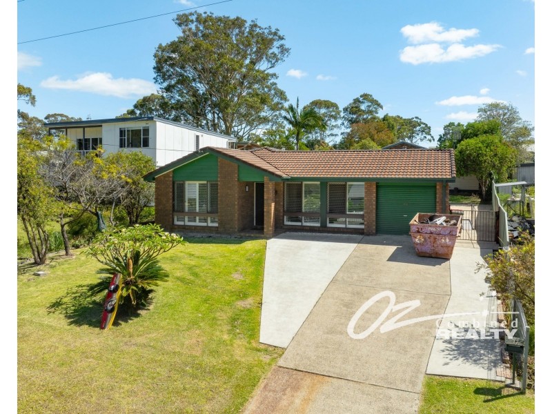 72 Walmer Avenue, Sanctuary Point NSW 2540
