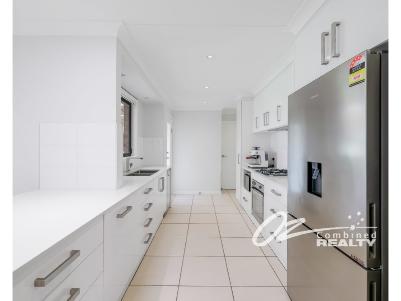 98 Tallyan Point Road, Basin View NSW 2540