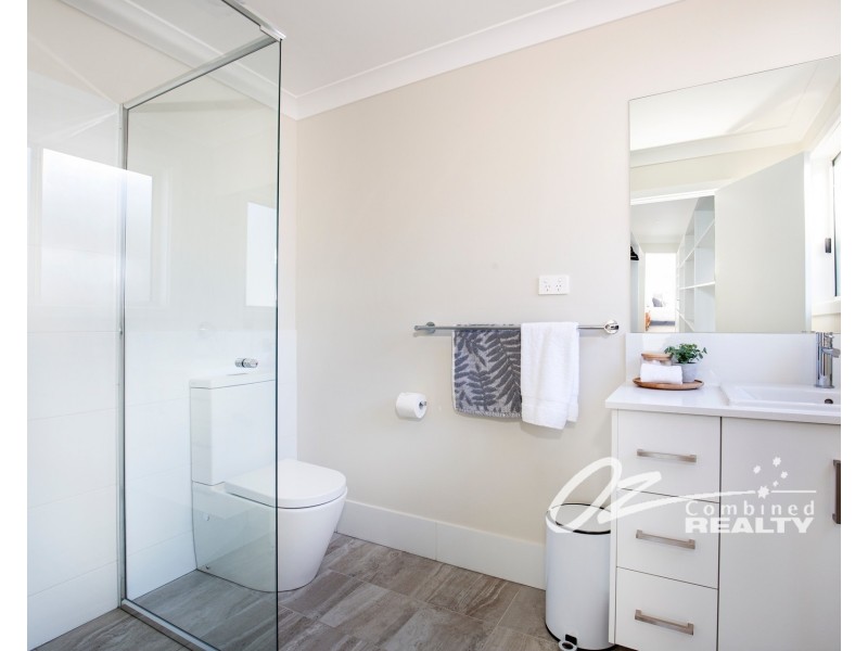 18A Loralyn Avenue, St Georges Basin NSW 2540