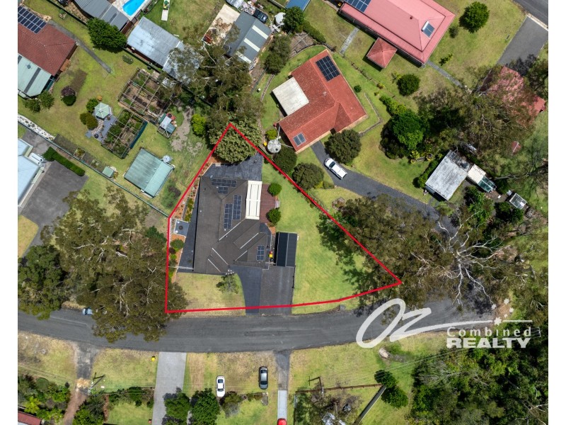 11 Clarendon Crescent, Basin View NSW 2540