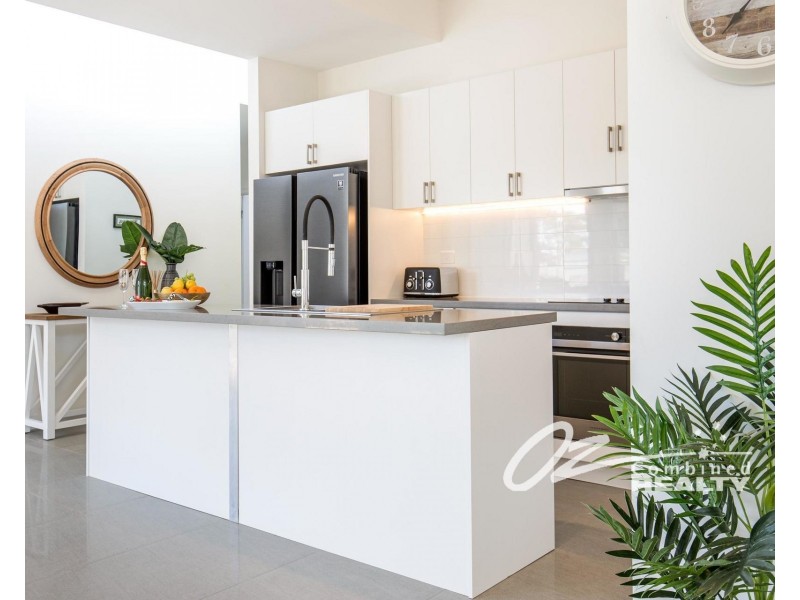 8/13 Nowra Street, Huskisson NSW 2540