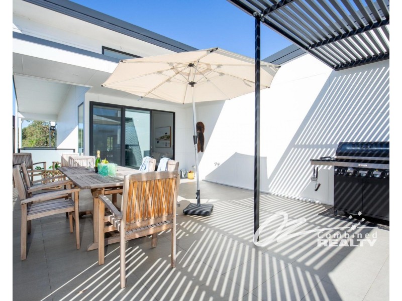 8/13 Nowra Street, Huskisson NSW 2540