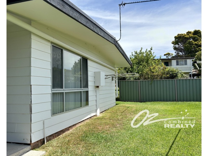 a/1 Deas Thomson Street, Vincentia NSW 2540