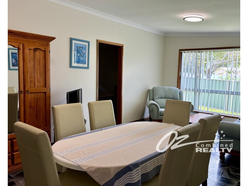 a/1 Deas Thomson Street, Vincentia NSW 2540