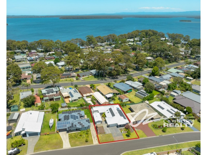 100 Links Avenue, Sanctuary Point NSW 2540