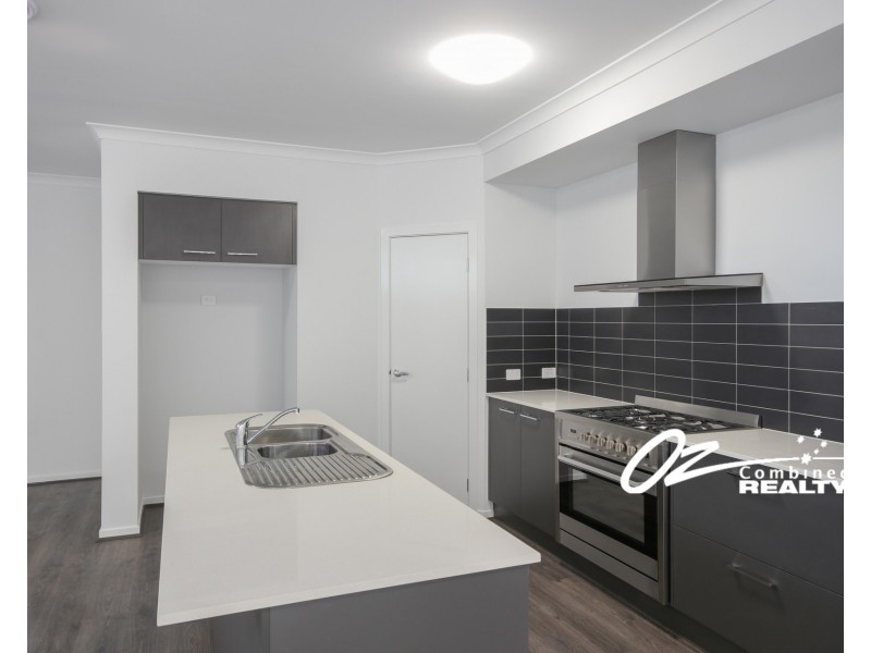 b/5 Nadine Street, Sanctuary Point NSW 2540