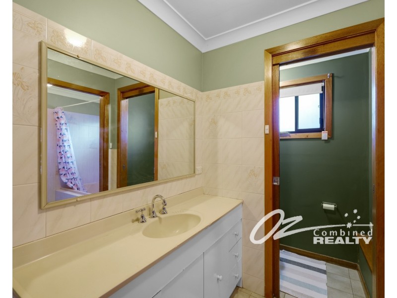 74 Prentice Avenue, Old Erowal Bay NSW 2540