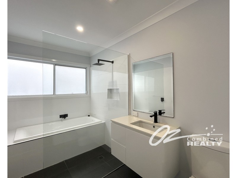 19 Hewitt Avenue, St Georges Basin NSW 2540
