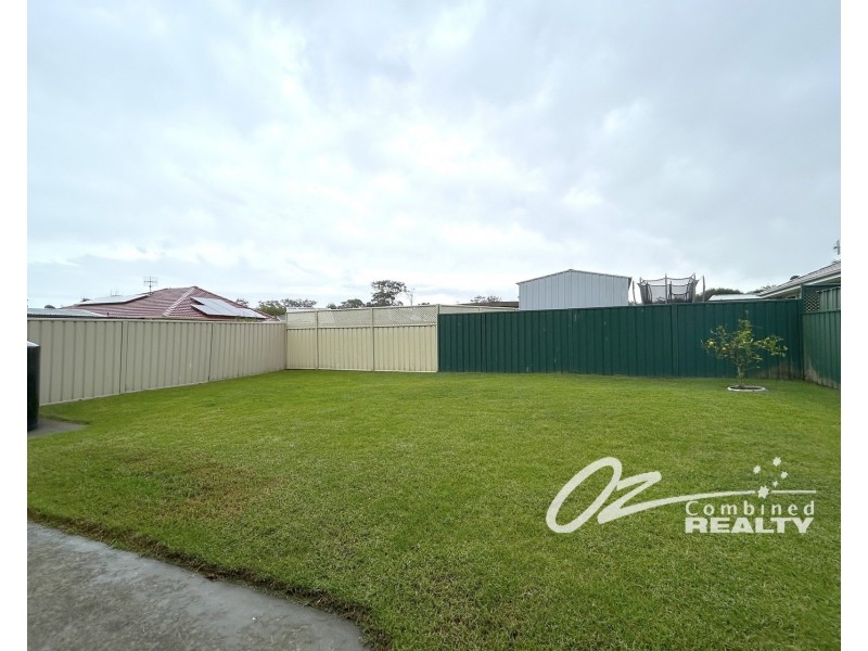 19 Hewitt Avenue, St Georges Basin NSW 2540