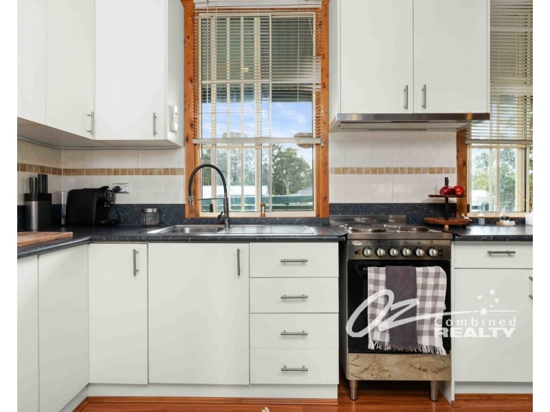 8 Boronia Avenue, Sanctuary Point NSW 2540