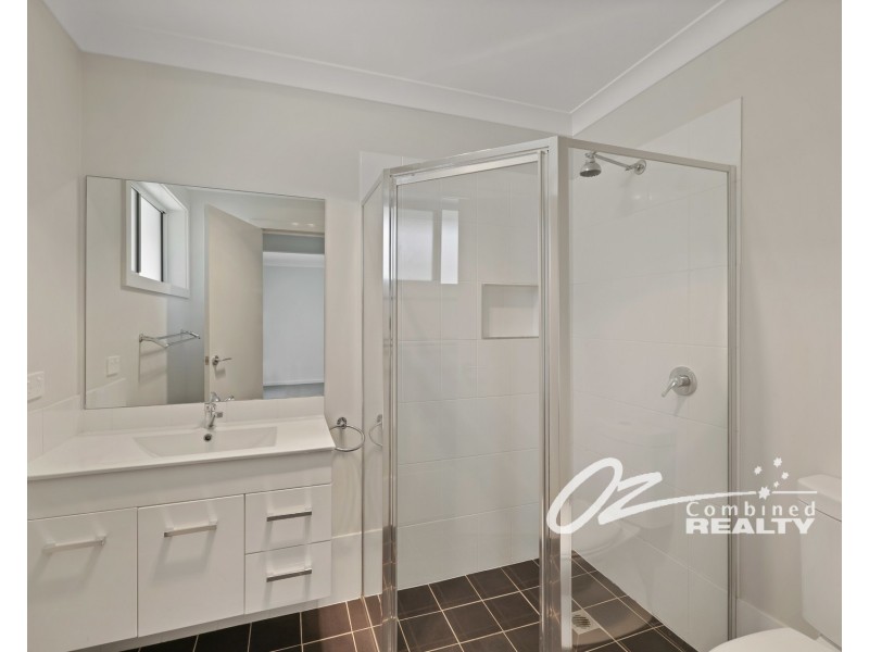 18B Hewitt Avenue, St Georges Basin NSW 2540