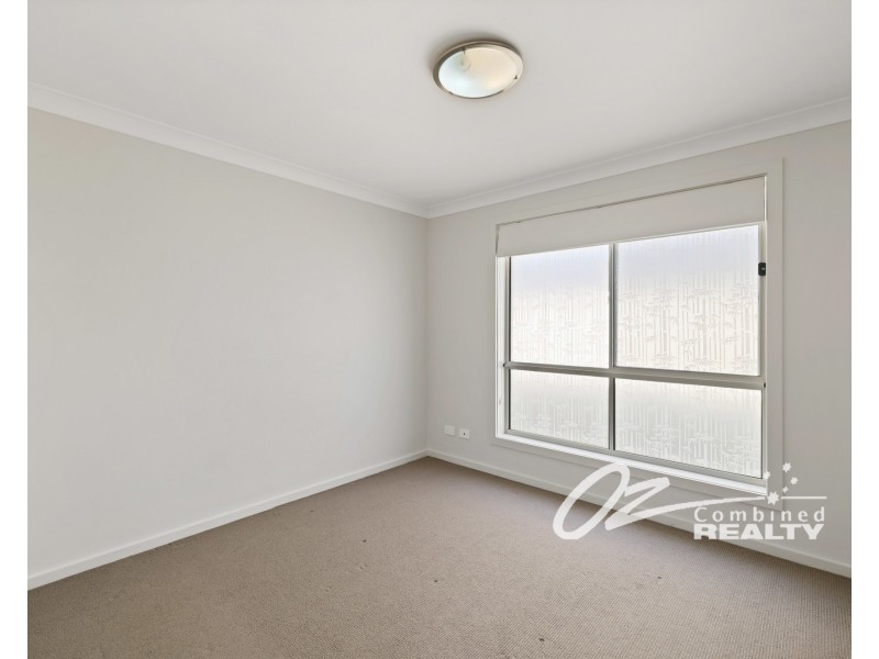 18B Hewitt Avenue, St Georges Basin NSW 2540