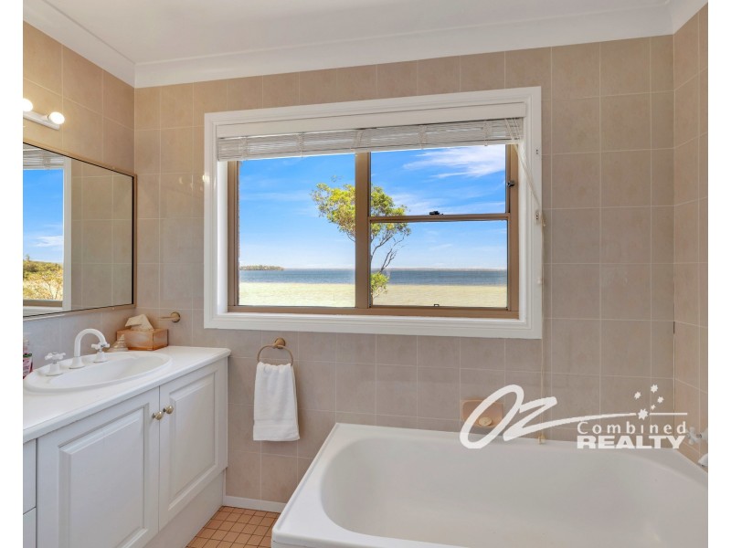 22 Loralyn Avenue, St Georges Basin NSW 2540