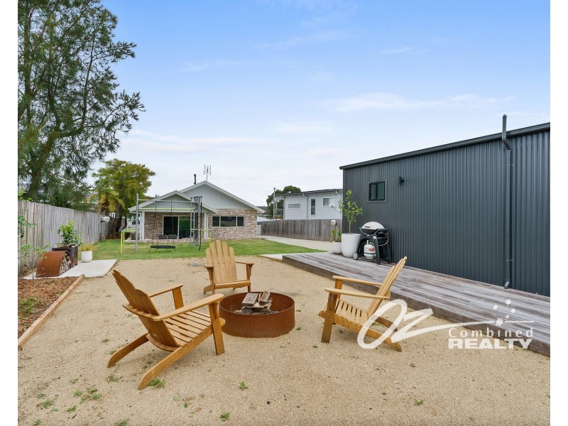 35 Basin View Parade, Basin View NSW 2540