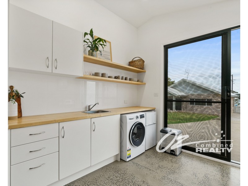 35 Basin View Parade, Basin View NSW 2540