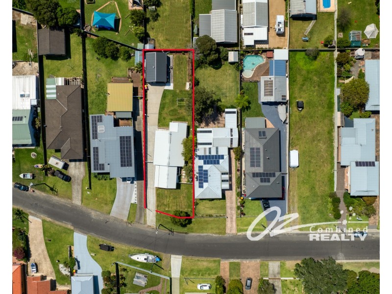 35 Basin View Parade, Basin View NSW 2540