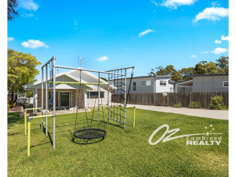 35 Basin View Parade, Basin View NSW 2540