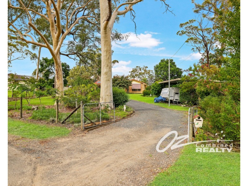 13 Clarendon Crescent, Basin View NSW 2540