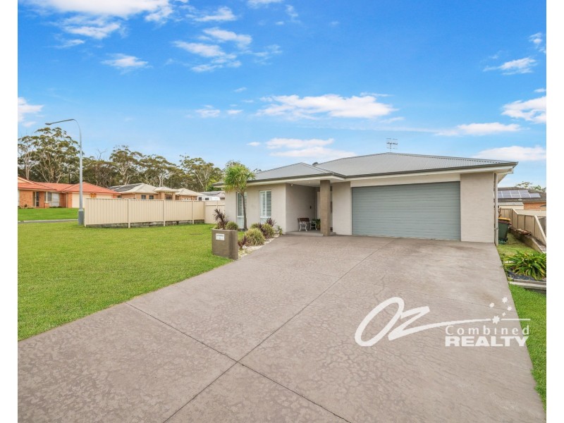 1 Firman Glen, St Georges Basin NSW 2540